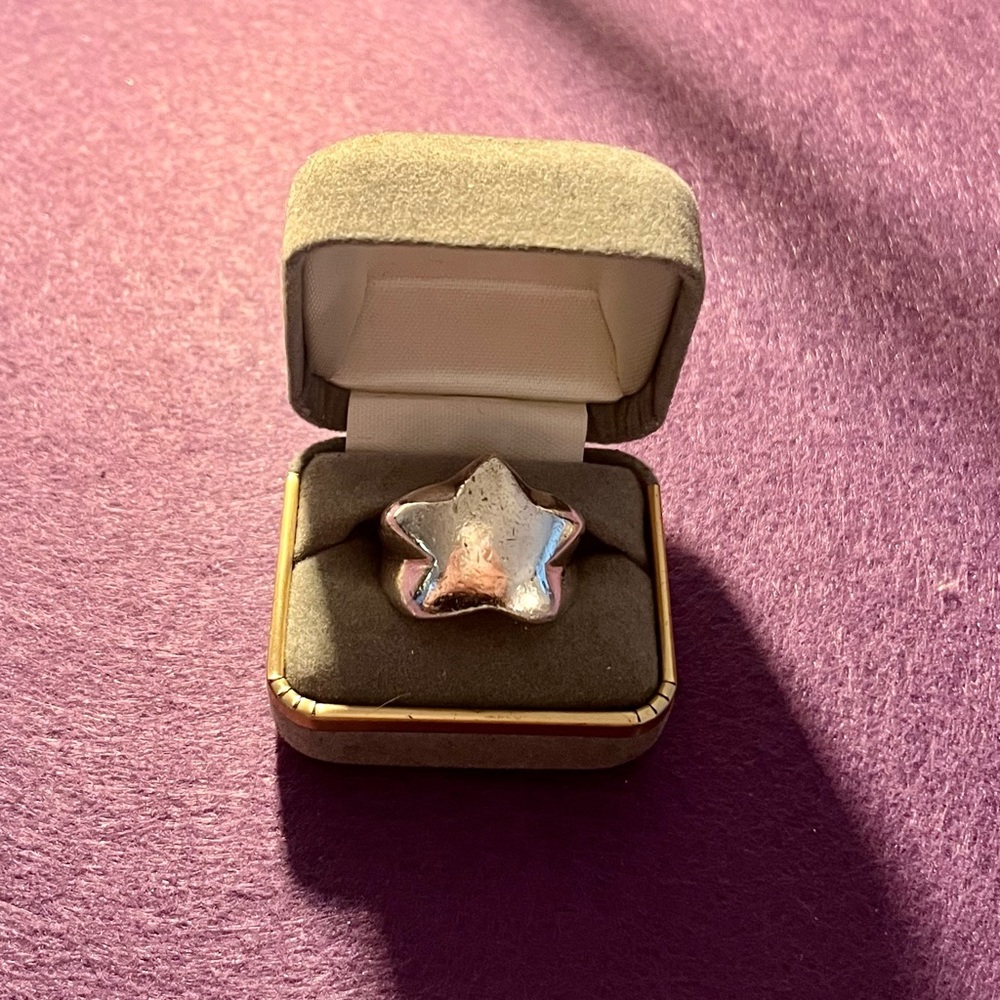 Genuine Antique Estate Piece Sterling Silver Star Shaped Ring Band RARE,…